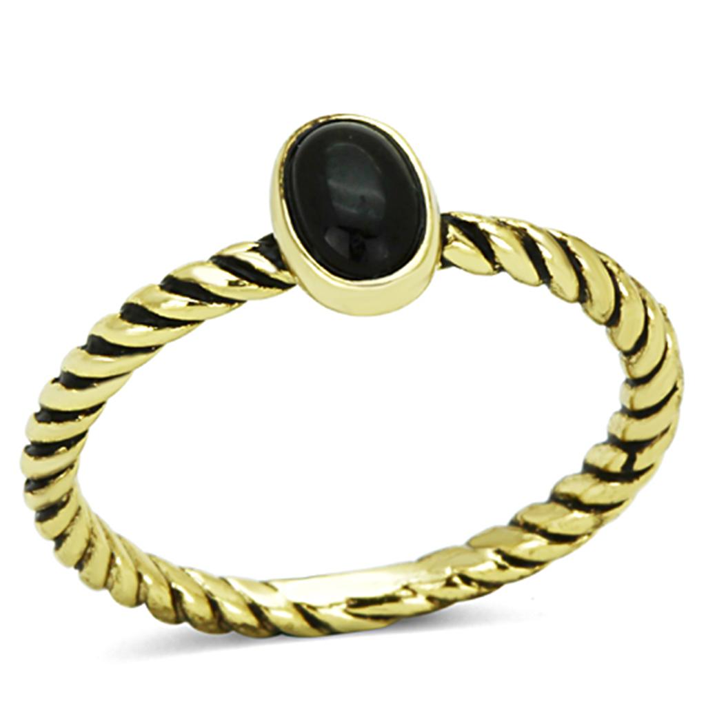 JCE3063 Gold Brass Ring with Synthetic Onyx in Jet